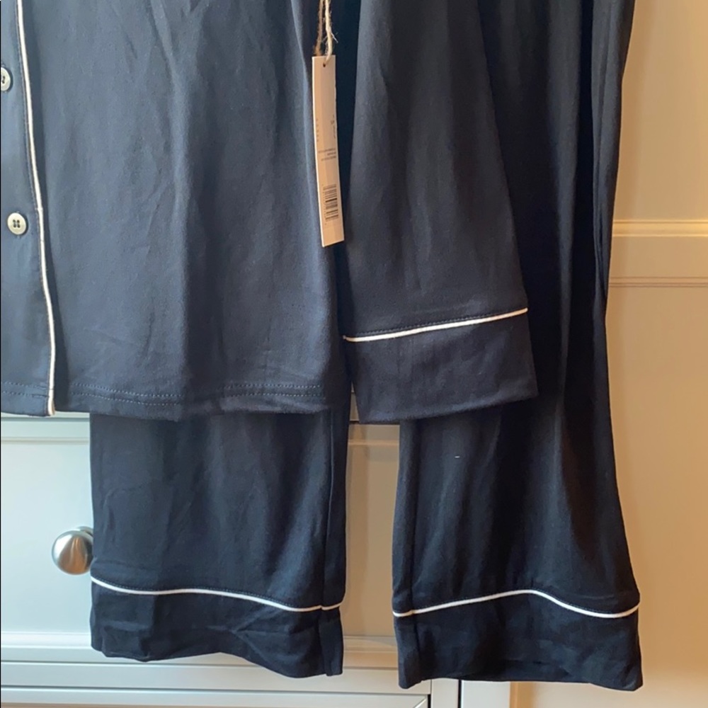 NWT Rae Dunn “Sleep” Pajama PJ Set - Picture 3 of 4